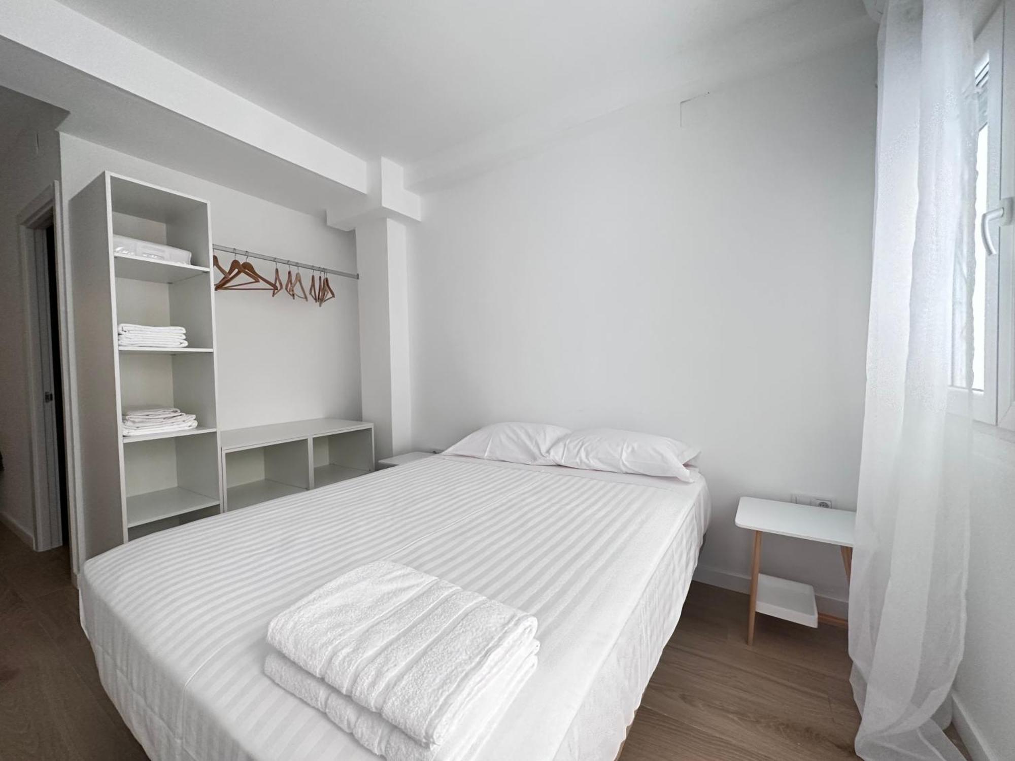 Artes Y Oficios Apartaments Ab Valencia Exterior photo