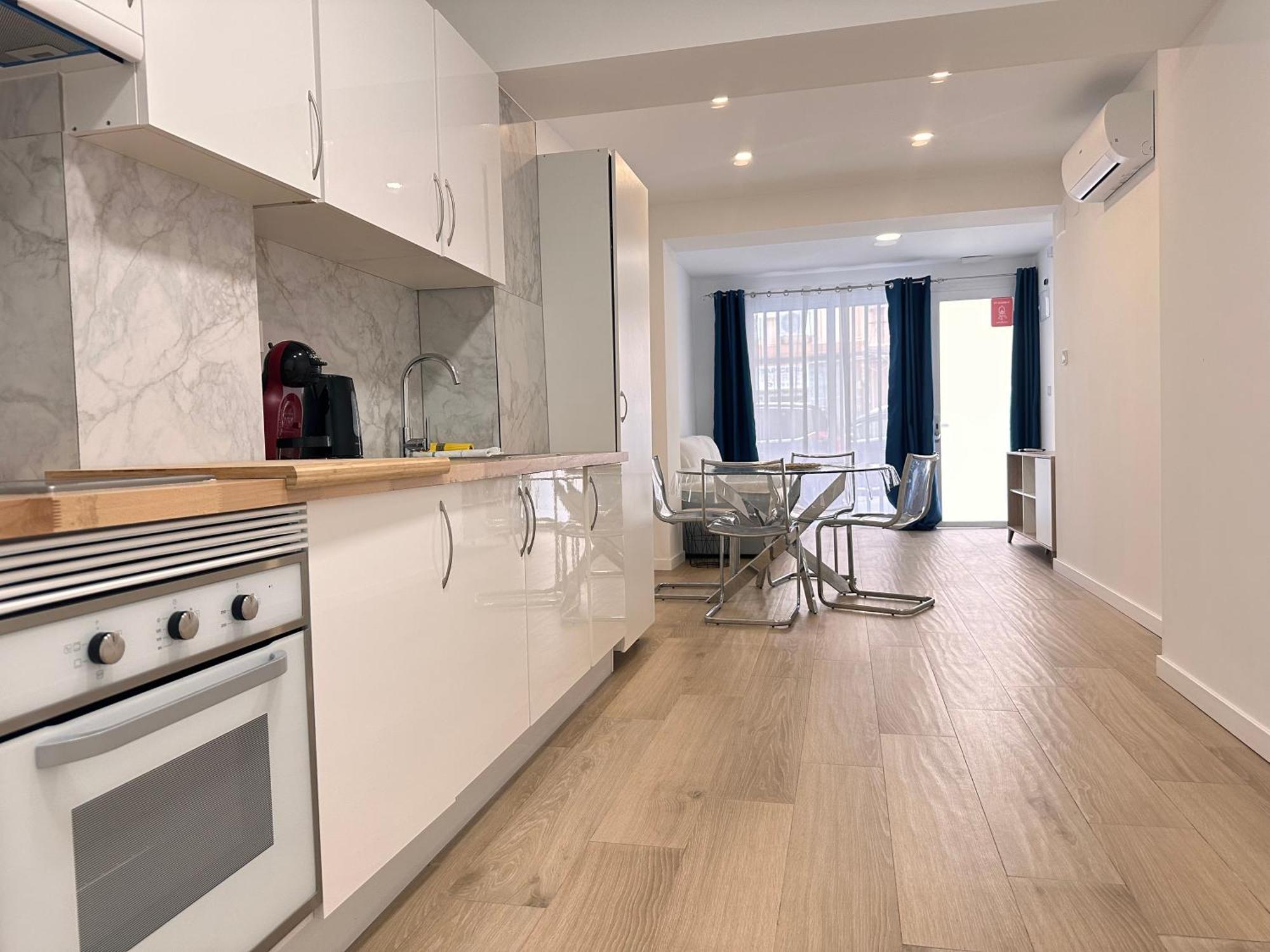 Artes Y Oficios Apartaments Ab Valencia Exterior photo